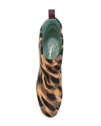 Bottines en poils de veau imprimées léopard marron Paola D'arcano