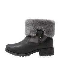 Bottines noires UGG