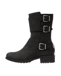 Bottines noires UGG
