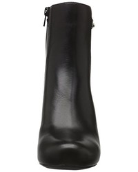 Bottines noires Unisa