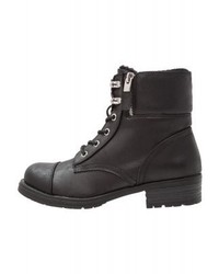 Bottines plates à lacets en cuir noires Call it SPRING