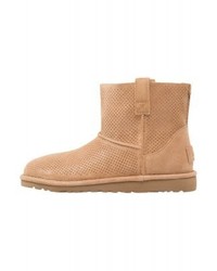 Bottines tabac UGG