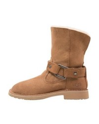 Bottines tabac UGG