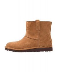 Bottines tabac UGG