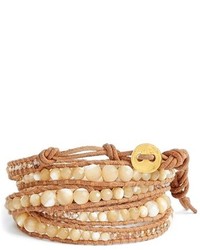 Bracelet orné de perles beige