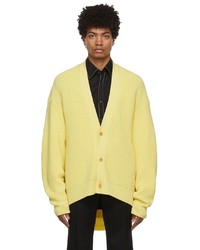 Cardigan en tricot jaune