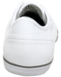 Chaussures blanches TBS