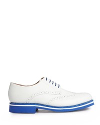 Chaussures brogues en cuir blanches Grenson
