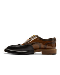 Chaussures brogues en cuir marron Burberry