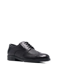 Chaussures brogues en cuir noires Geox