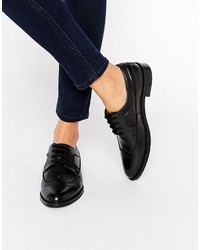 Chaussures brogues en cuir noires Asos