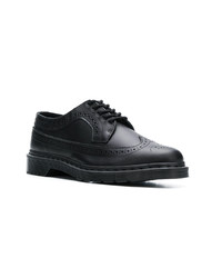 Chaussures brogues en cuir noires Dr. Martens