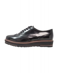 Chaussures brogues en cuir noires Marco Tozzi