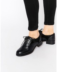 Chaussures brogues en cuir noires Ravel