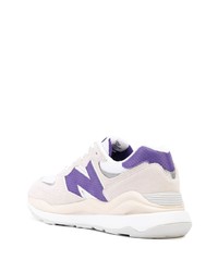 Chaussures de sport beiges New Balance