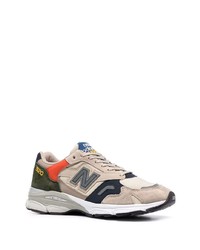 Chaussures de sport beiges New Balance