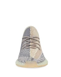 Chaussures de sport beiges adidas YEEZY