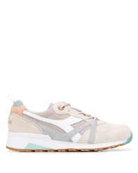 Chaussures de sport beiges Diadora