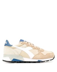 Chaussures de sport beiges Diadora