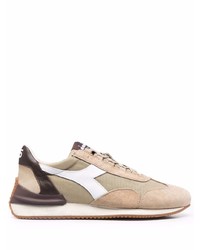 Chaussures de sport beiges Diadora