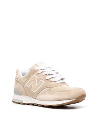 Chaussures de sport beiges New Balance