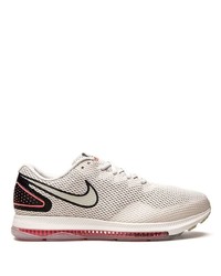 Chaussures de sport beiges Nike