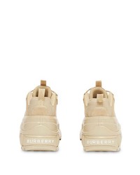 Chaussures de sport beiges Burberry