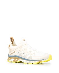 Chaussures de sport beiges Salomon