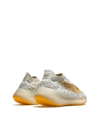 Chaussures de sport beiges adidas YEEZY