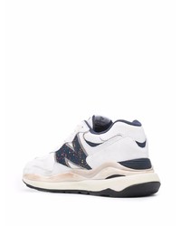 Chaussures de sport blanc et bleu marine New Balance