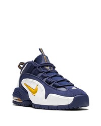 Chaussures de sport blanc et bleu marine Nike