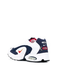 Chaussures de sport blanc et bleu marine Nike