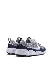 Chaussures de sport blanc et bleu marine Nike