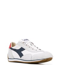 Chaussures de sport blanc et bleu marine Diadora