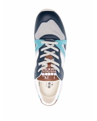 Chaussures de sport blanc et bleu marine Diadora