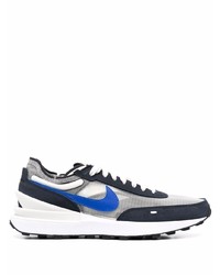 Chaussures de sport blanc et bleu marine Nike