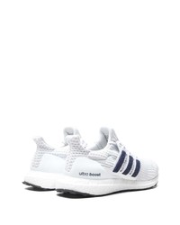 Chaussures de sport blanc et bleu marine adidas