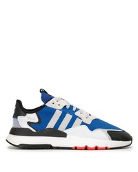 Chaussures de sport blanc et bleu adidas