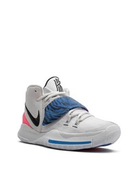 Chaussures de sport blanc et bleu Nike