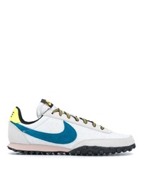 Chaussures de sport blanc et bleu Nike