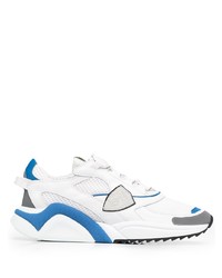 Chaussures de sport blanc et bleu Philippe Model Paris