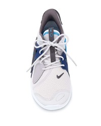 Chaussures de sport blanc et bleu Nike