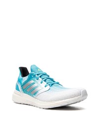 Chaussures de sport blanc et bleu adidas