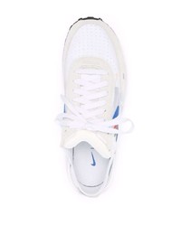 Chaussures de sport blanc et bleu Nike