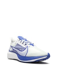 Chaussures de sport blanc et bleu Nike