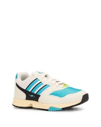 Chaussures de sport blanc et bleu adidas