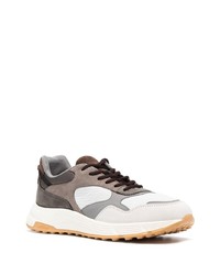 Chaussures de sport blanc et marron Hogan