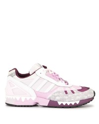 Chaussures de sport blanc et rose adidas