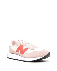 Chaussures de sport blanc et rose New Balance