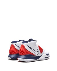 Chaussures de sport blanc et rouge et bleu marine Nike